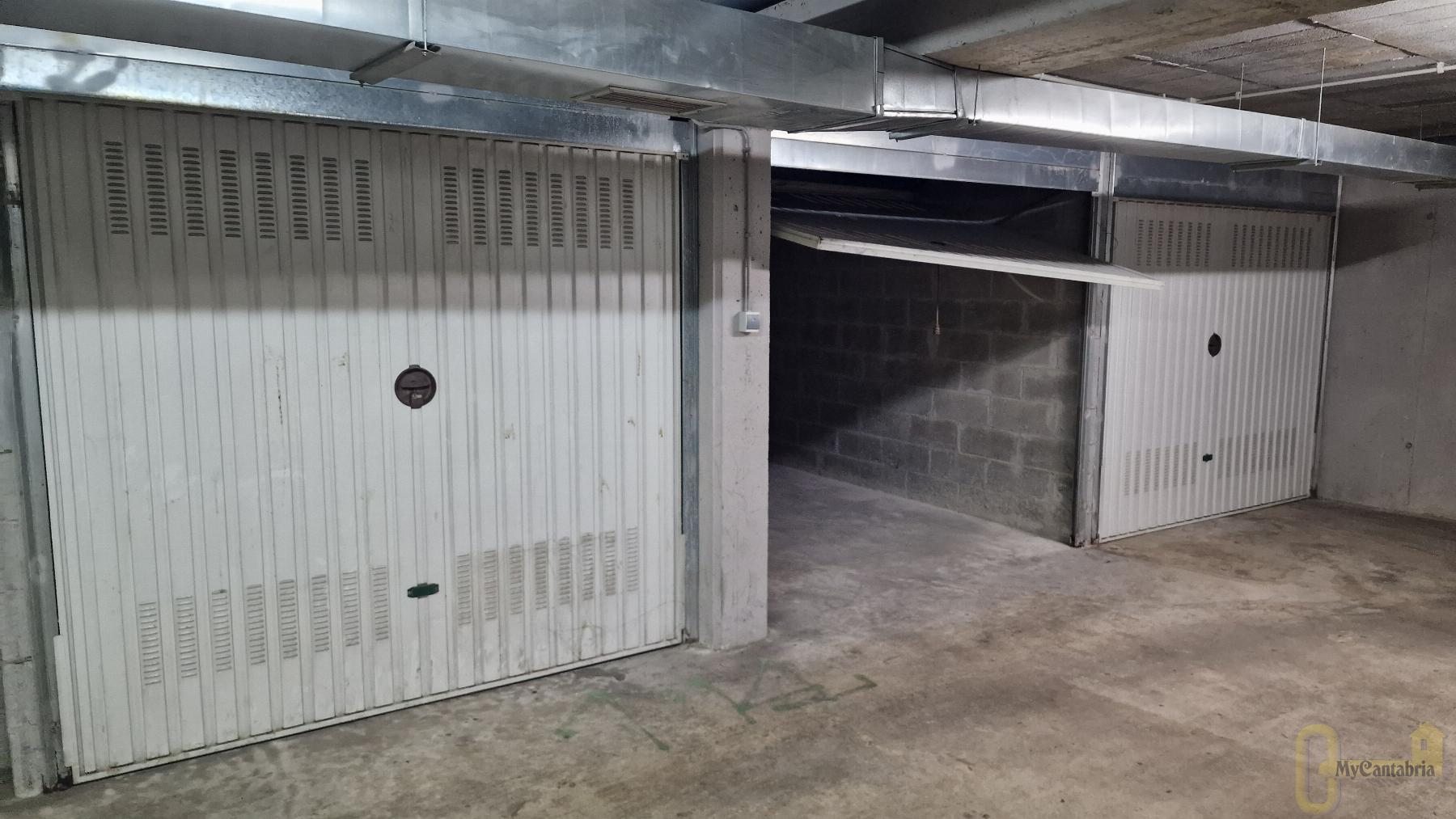 For sale of commercial in Castañeda