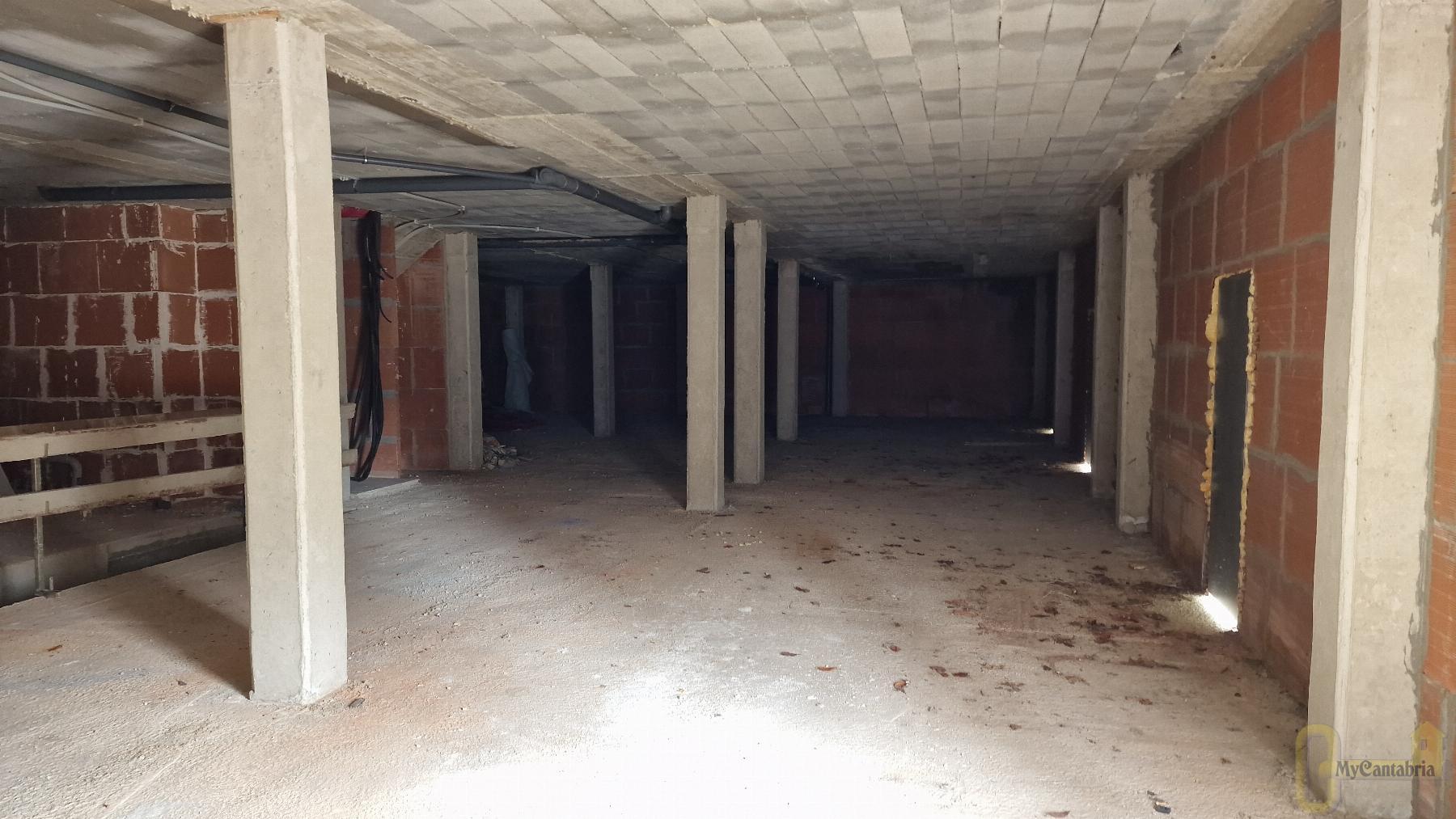 Venta de local comercial en Castañeda