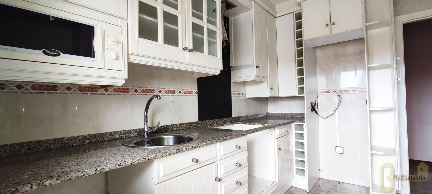 For sale of flat in Meruelo
