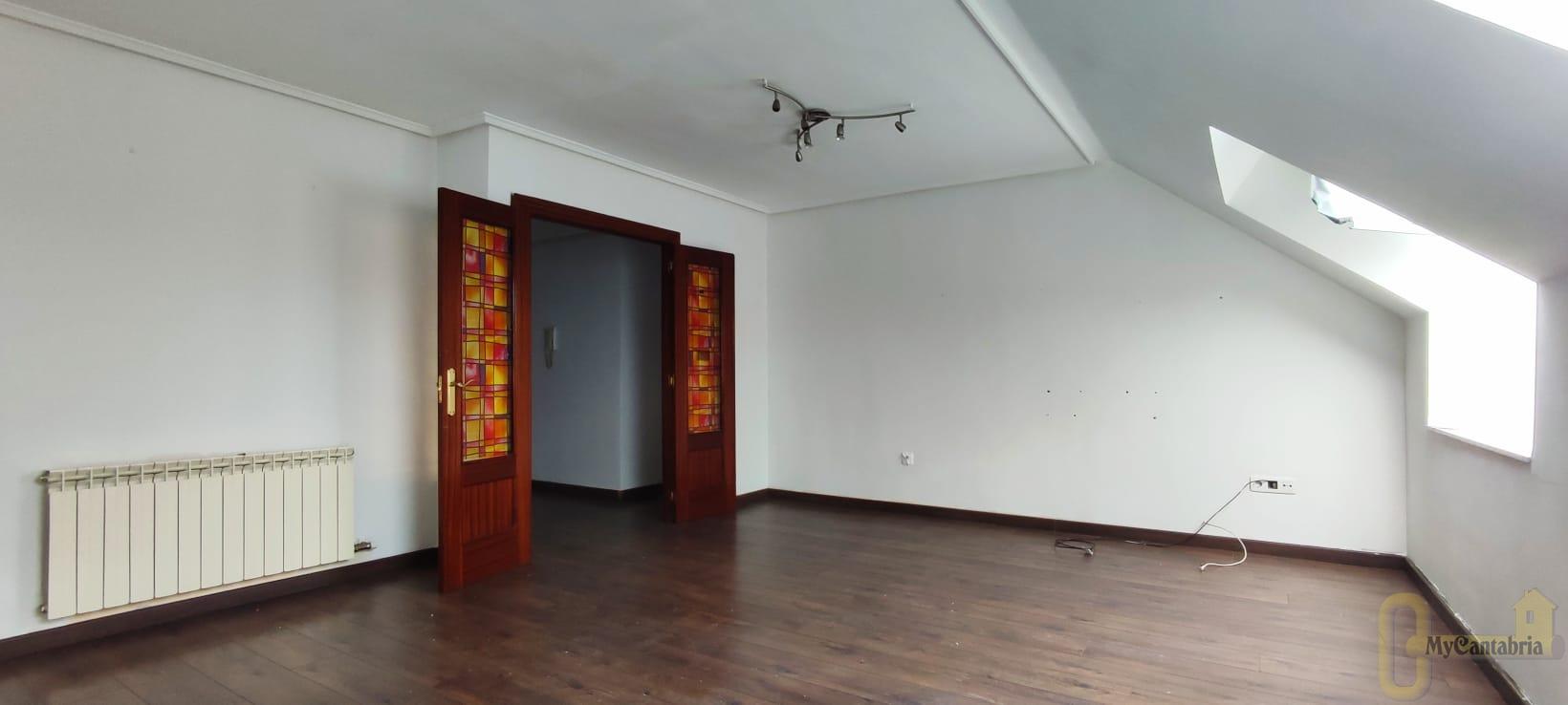For sale of flat in Bárcena de Cicero