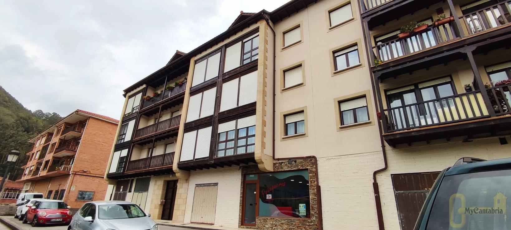 For sale of flat in Limpias