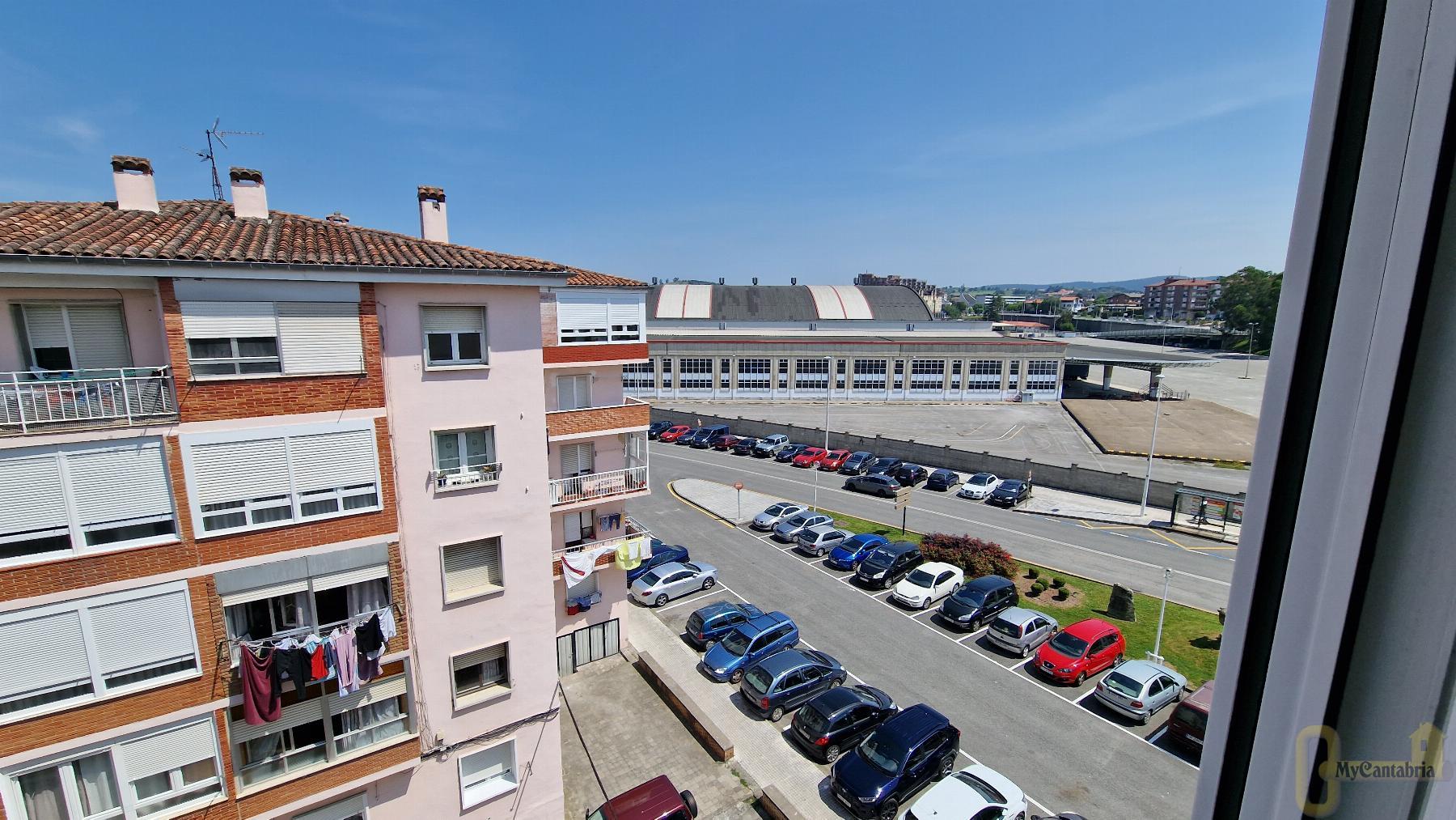 For sale of flat in Torrelavega