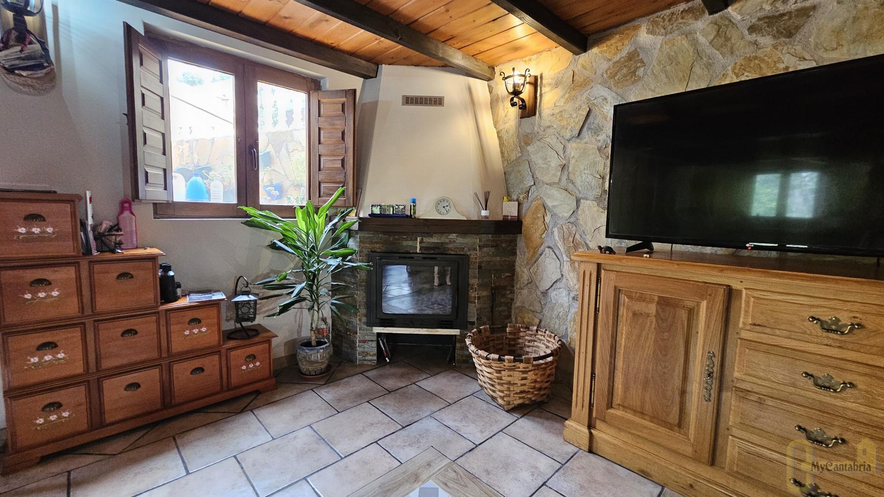 For sale of house in Villafufre