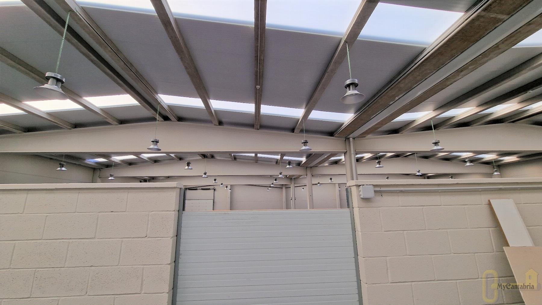 For rent of industrial plant/warehouse in Torrelavega