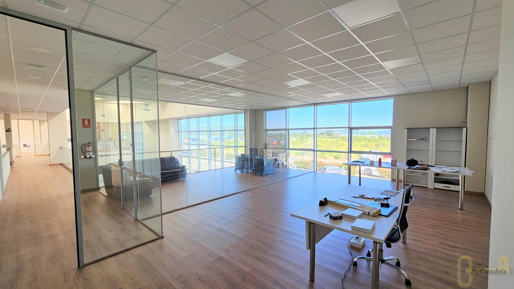 For rent of industrial plant/warehouse in Torrelavega