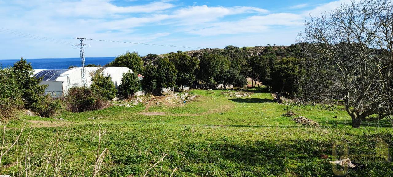 For sale of land in Castro-Urdiales