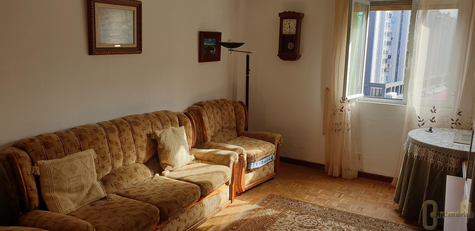 For sale of flat in Santander