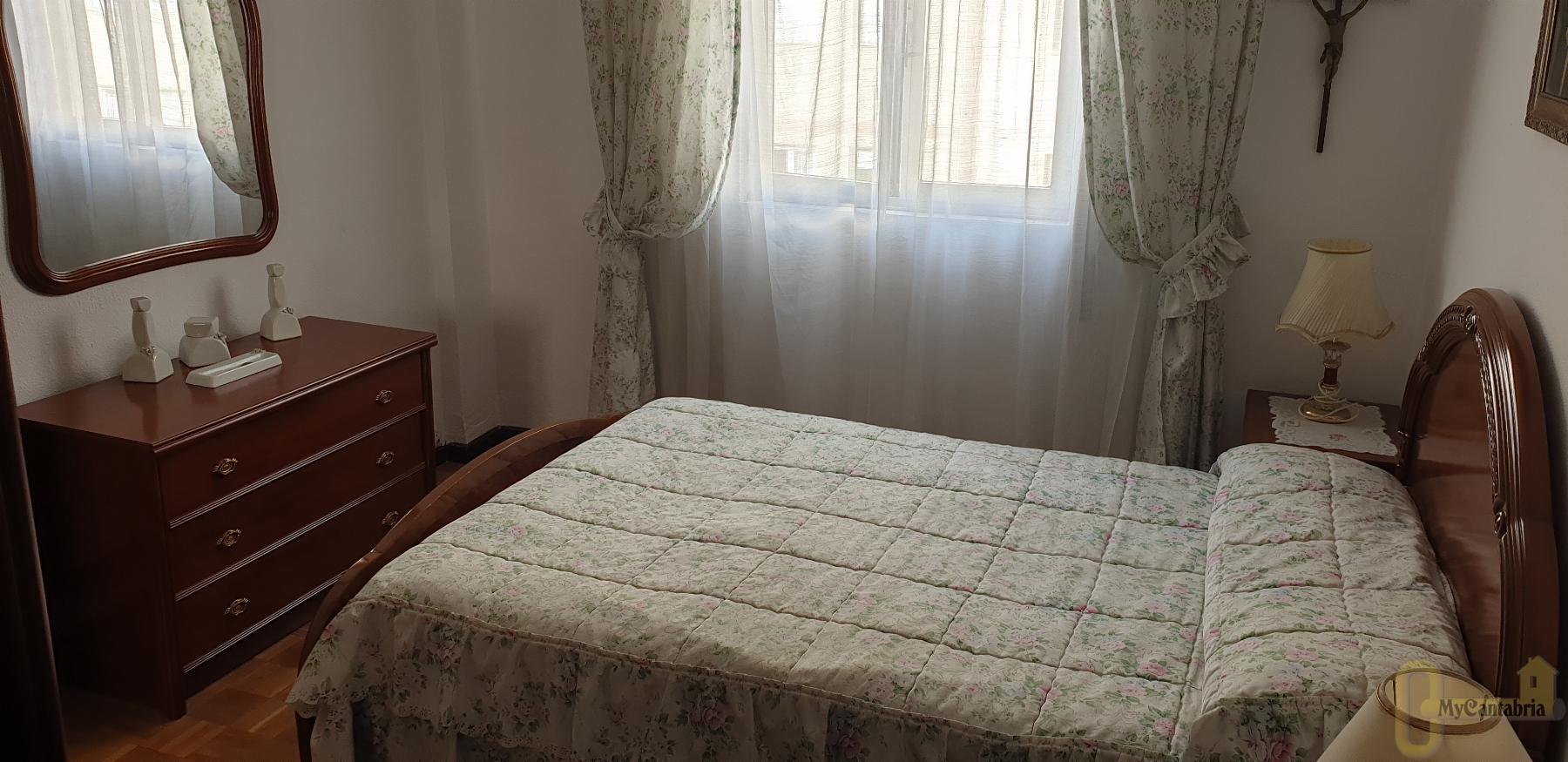For sale of flat in Santander