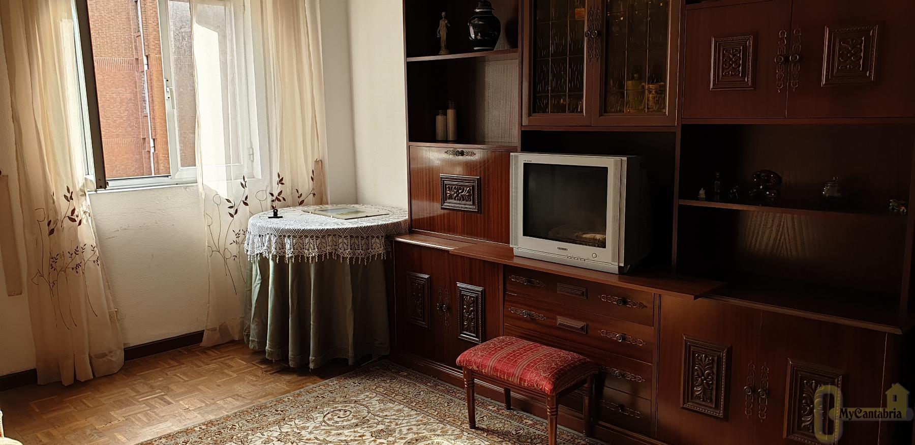 For sale of flat in Santander