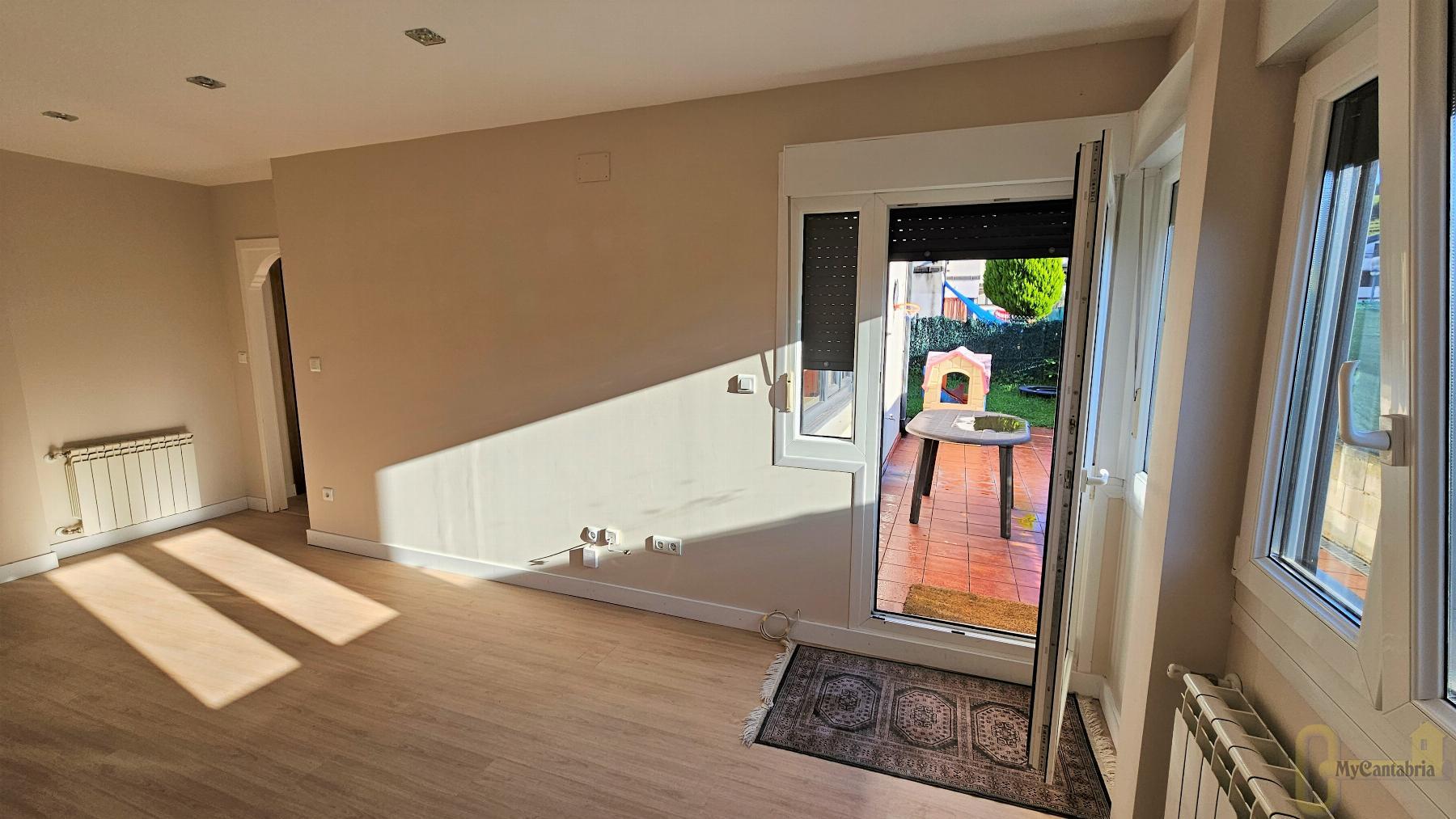 For sale of flat in Castañeda