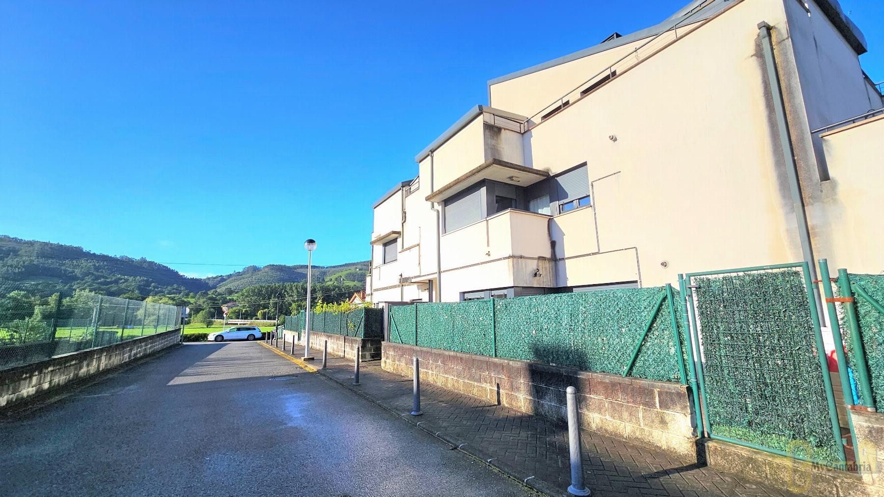 For sale of flat in Castañeda