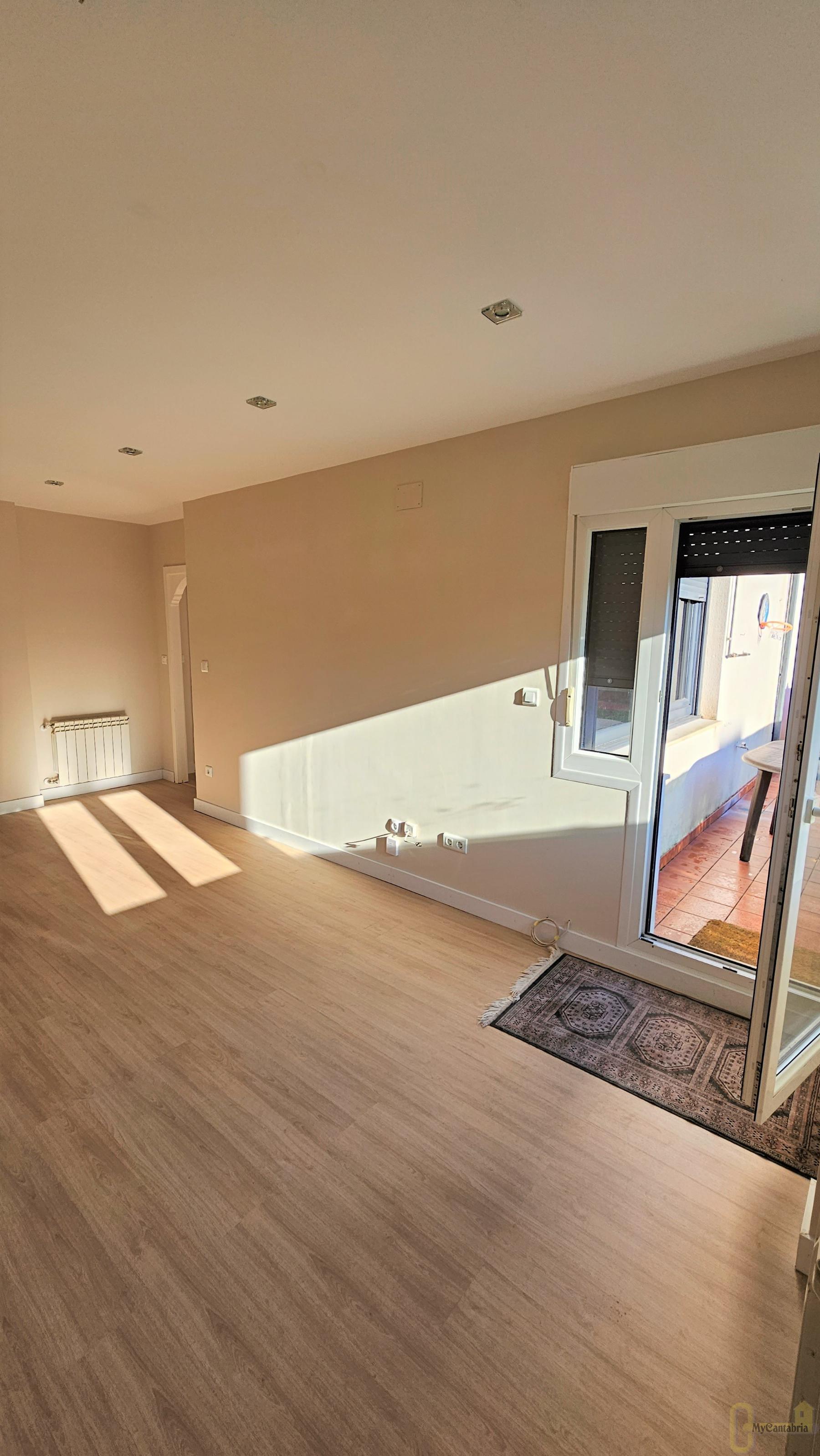For sale of flat in Castañeda