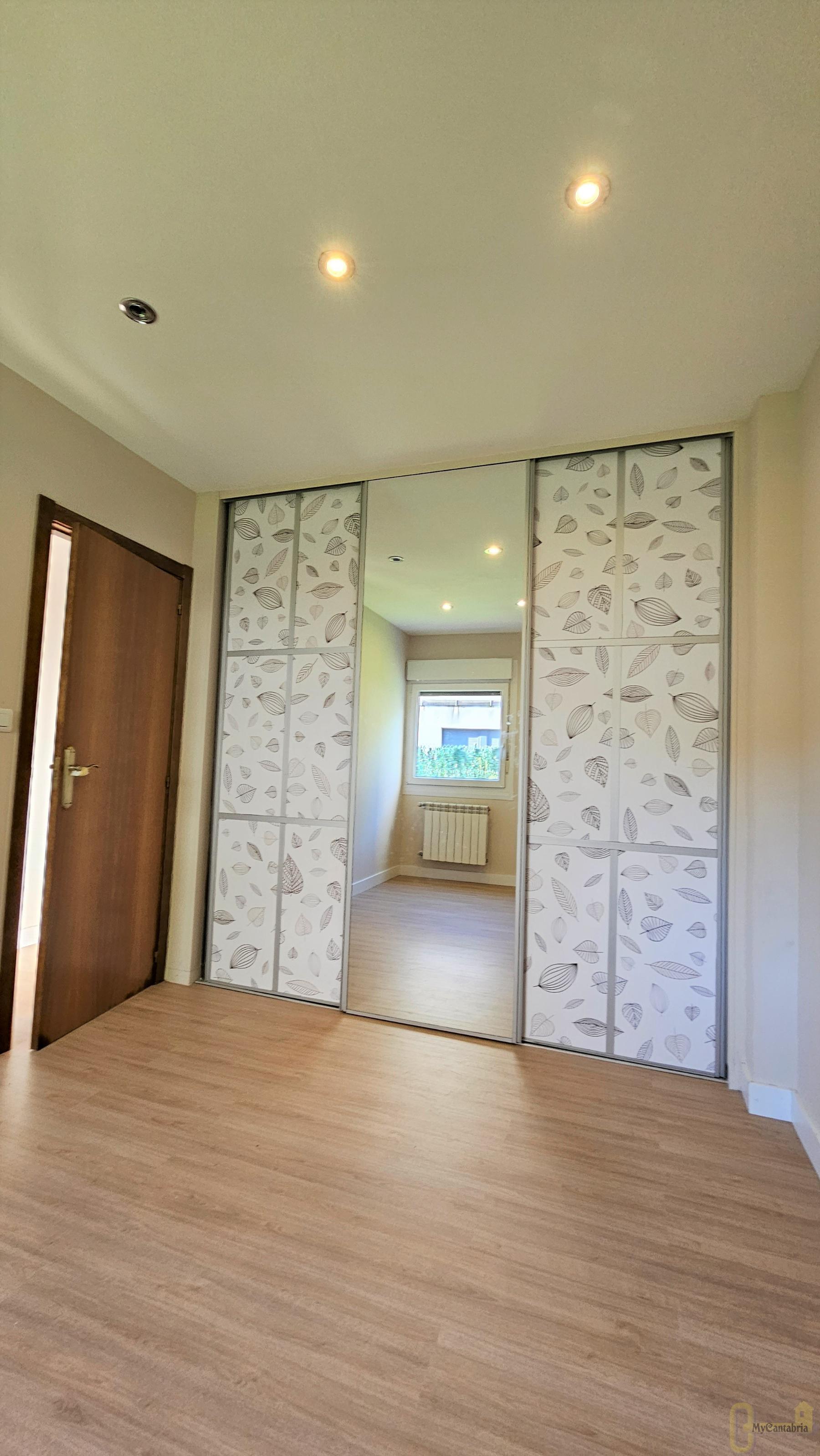 For sale of flat in Castañeda