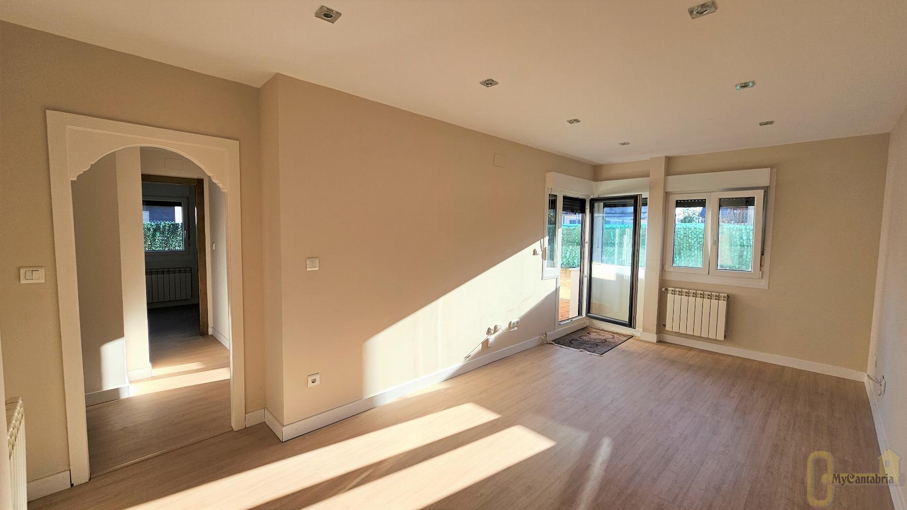 For sale of flat in Castañeda