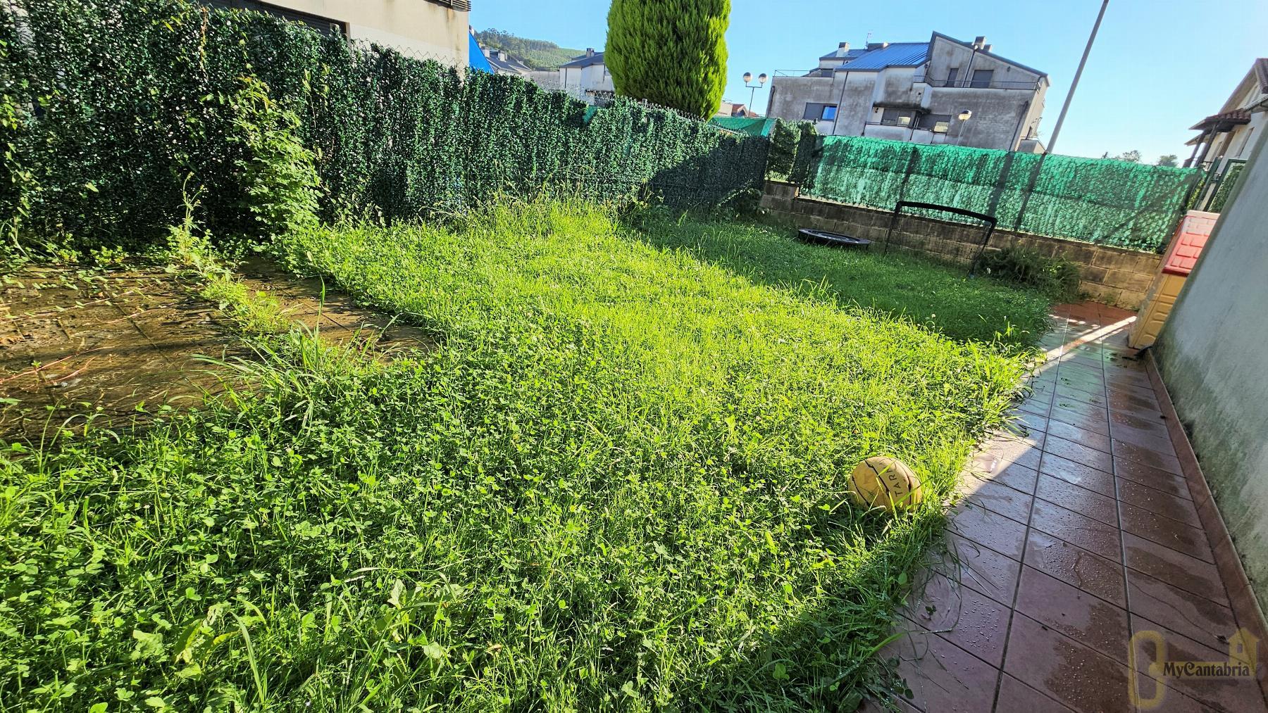 For sale of flat in Castañeda