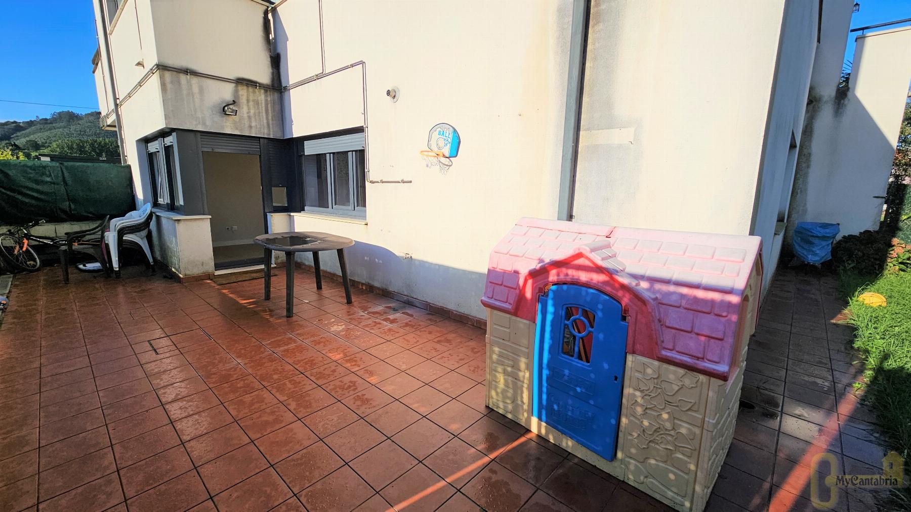 For sale of flat in Castañeda