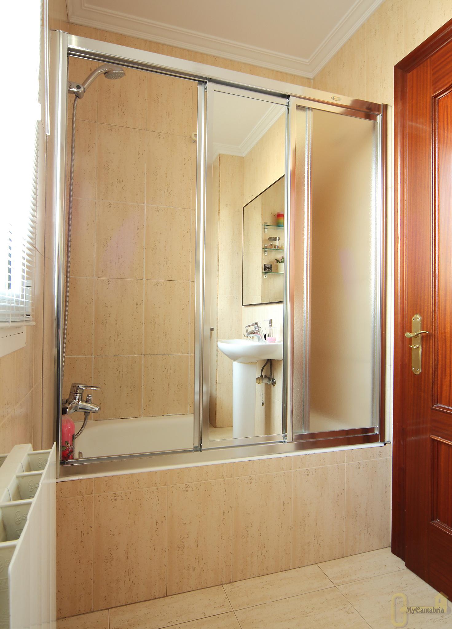 For sale of flat in Portugalete