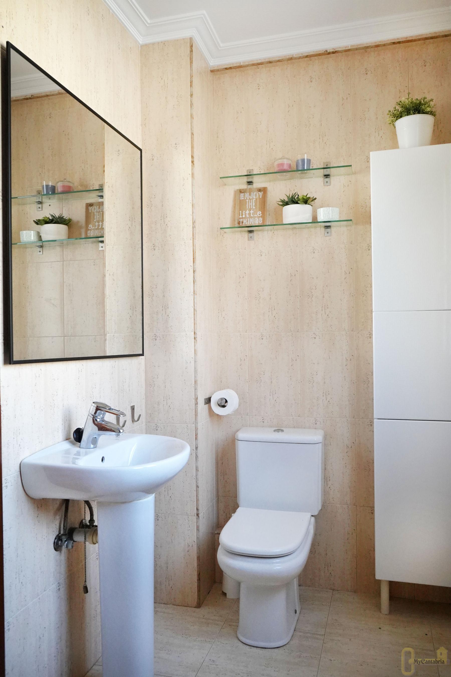 For sale of flat in Portugalete