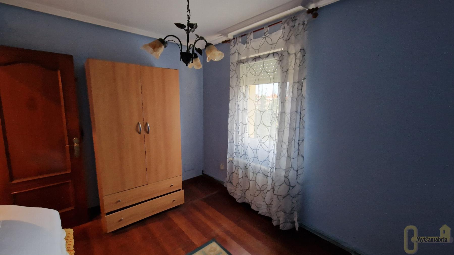 For sale of flat in Santander