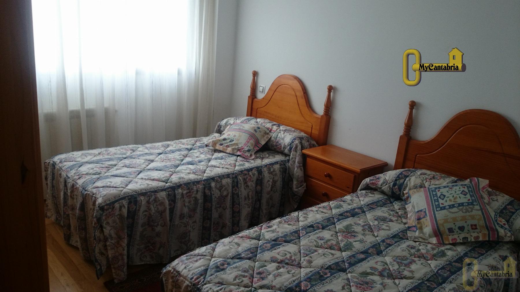 For sale of flat in Santa María de Cayón