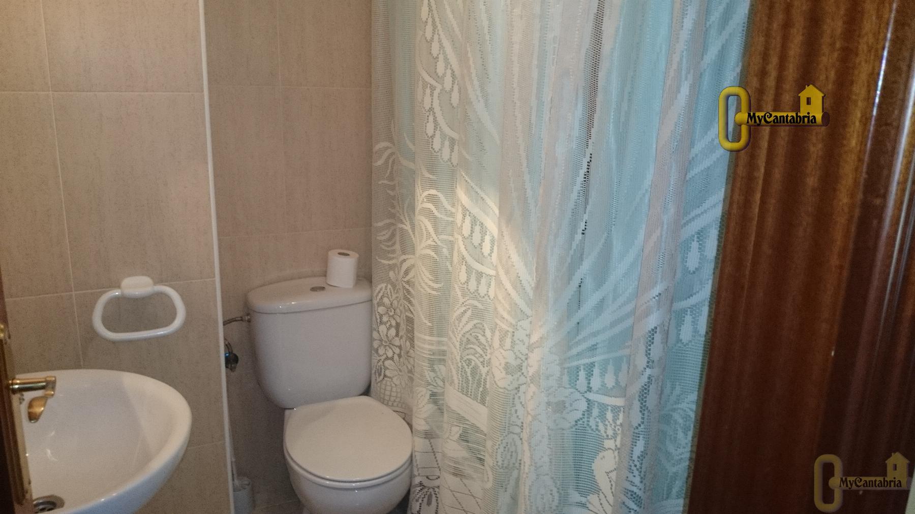 For sale of flat in Santa María de Cayón