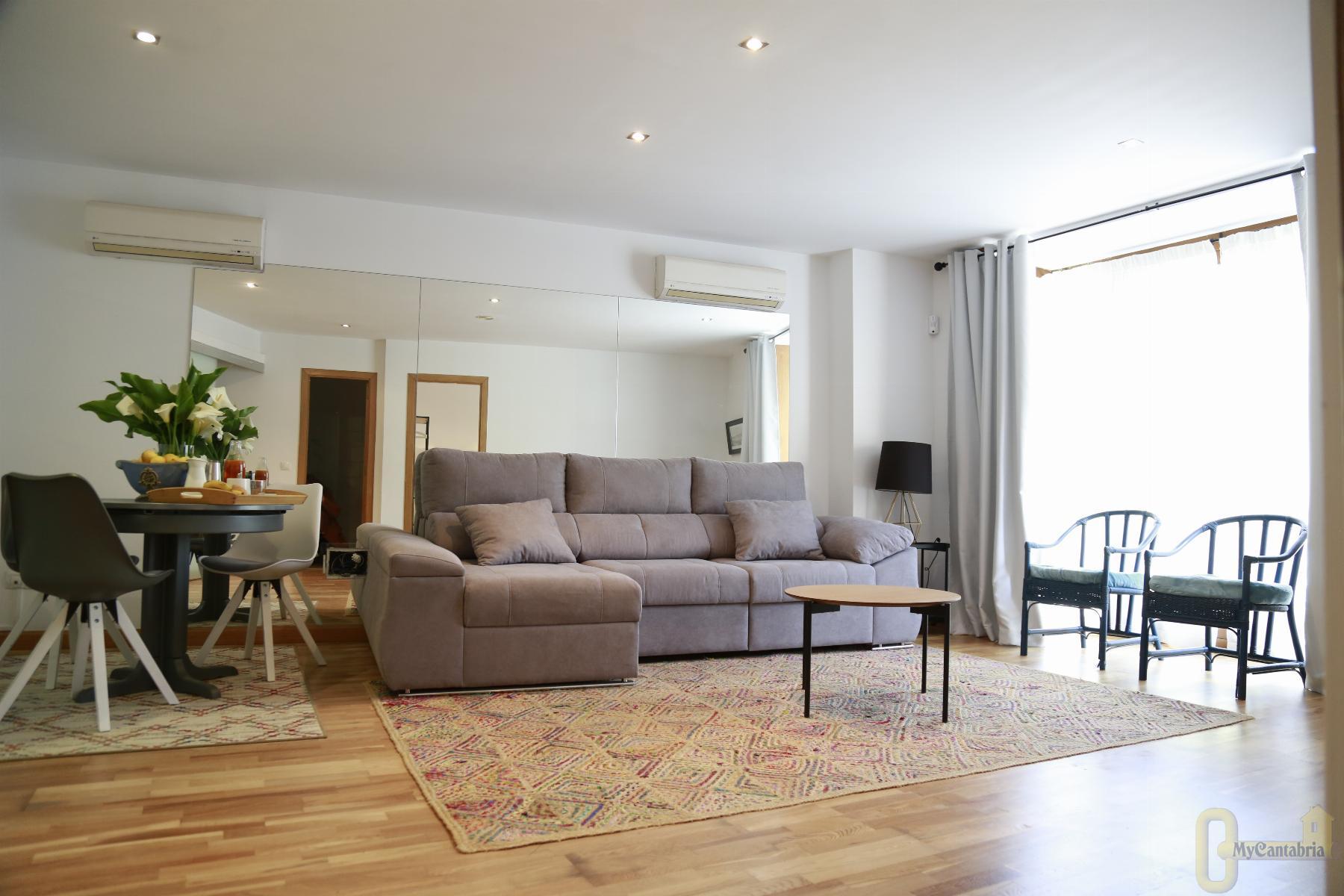 For sale of flat in Torrelavega