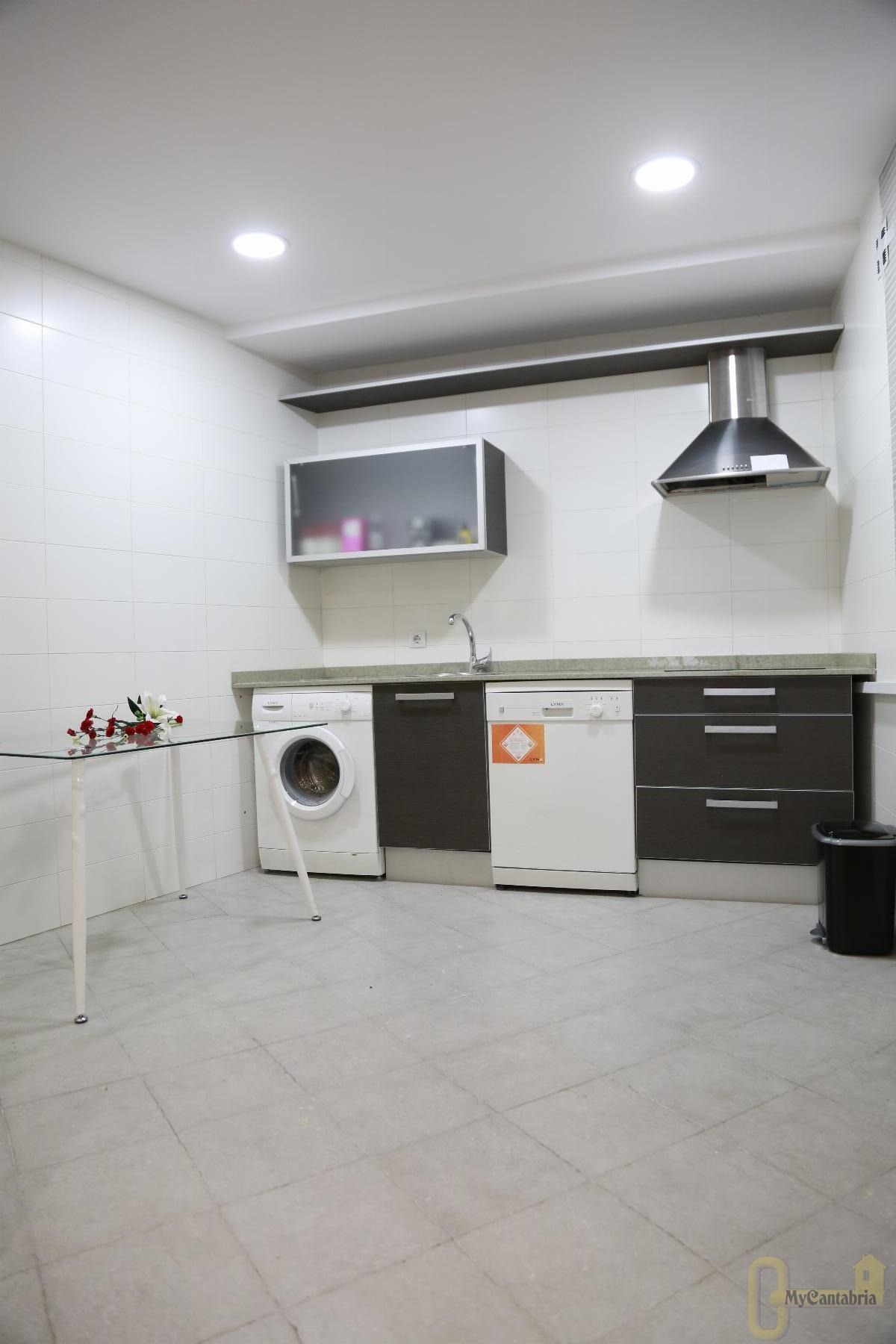 For sale of flat in Torrelavega