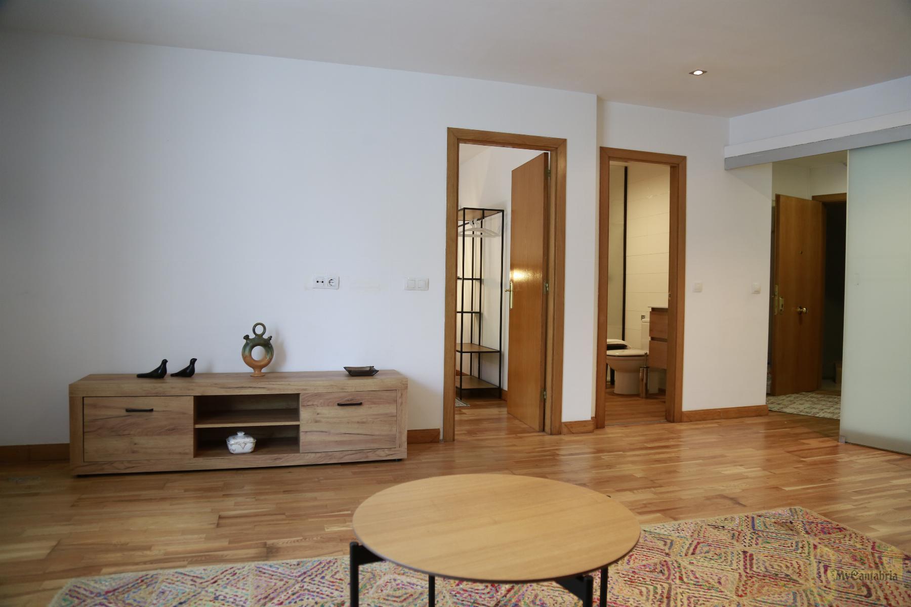 For sale of flat in Torrelavega