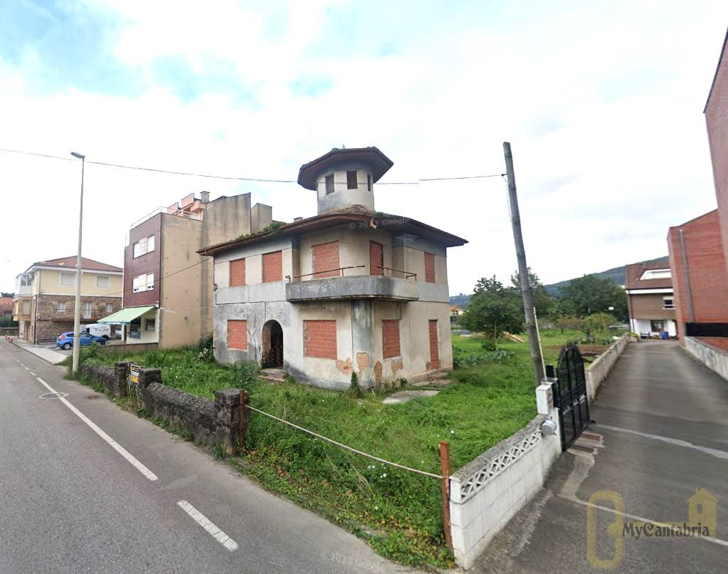 For sale of house in Santa María de Cayón