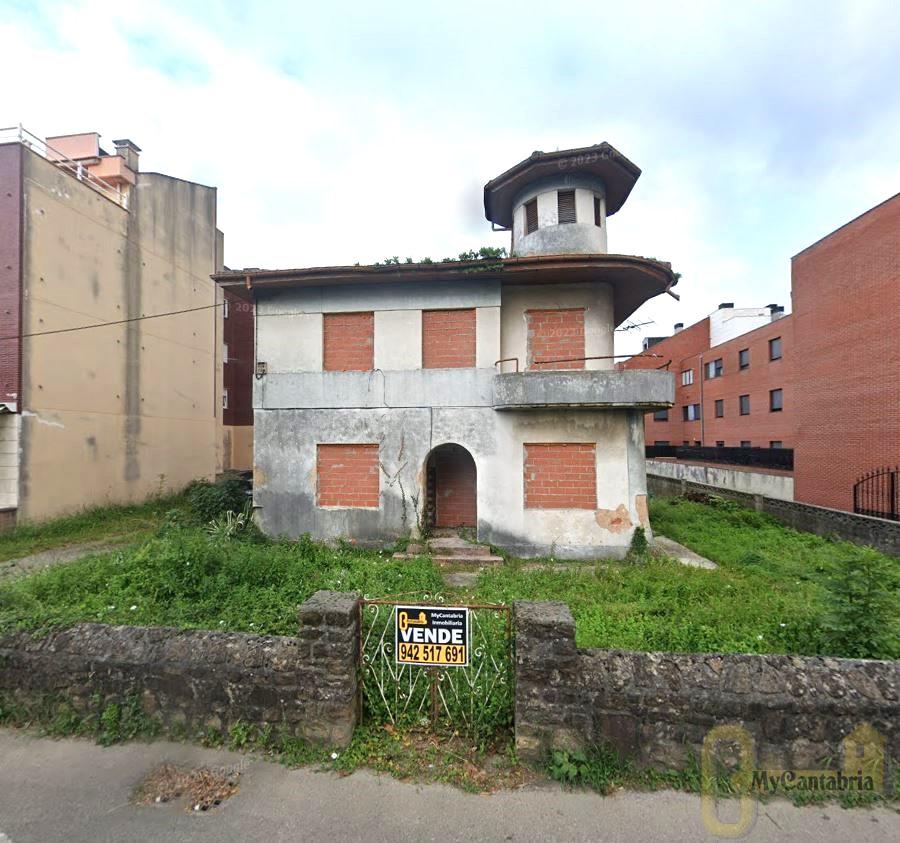 For sale of house in Santa María de Cayón