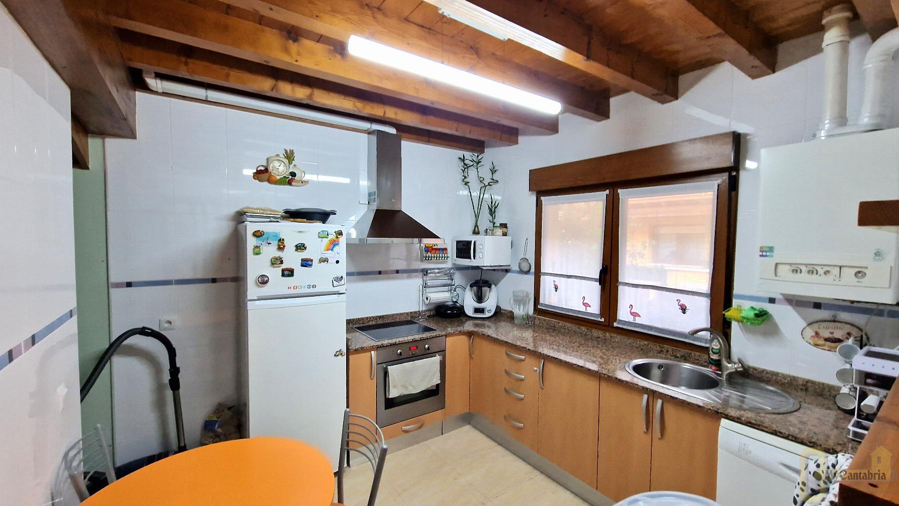 For sale of chalet in Santa María de Cayón