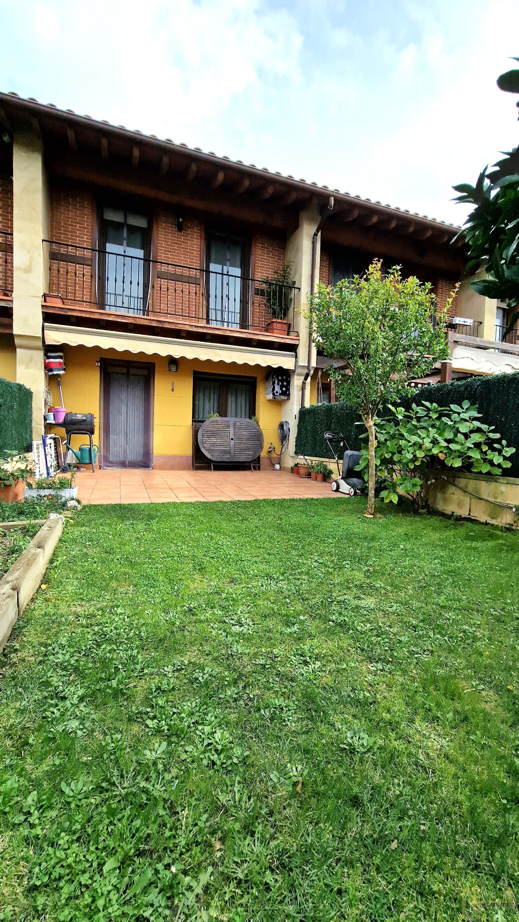 For sale of chalet in Santa María de Cayón
