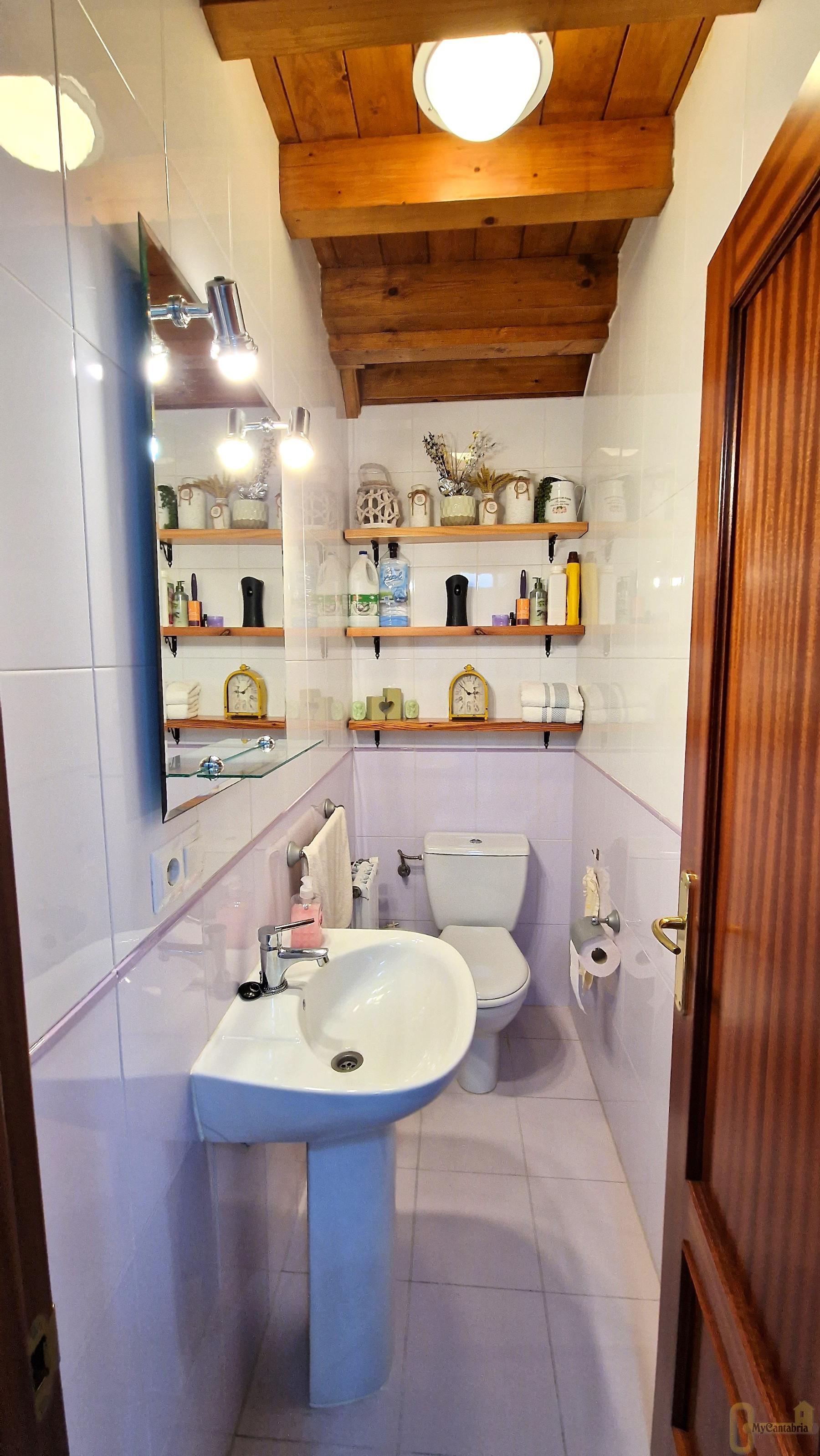 For sale of chalet in Santa María de Cayón