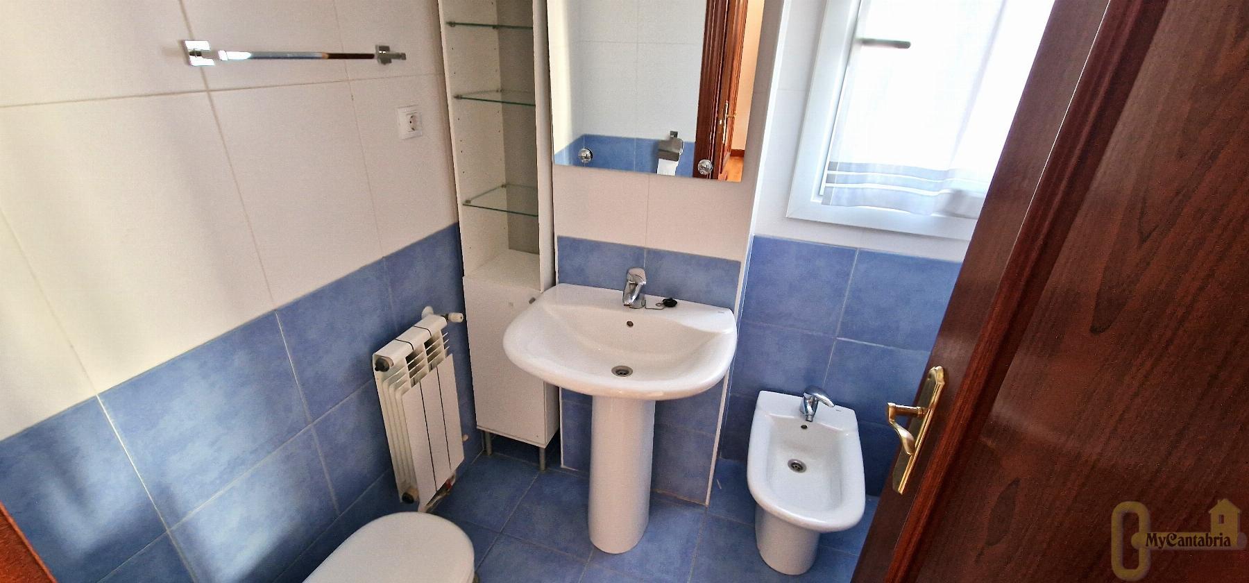 For sale of flat in Santander