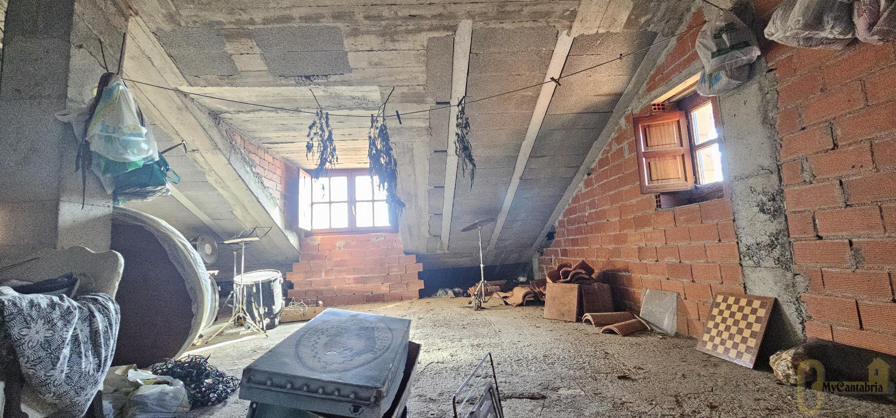 Venta de casa en Bárcena de Cicero