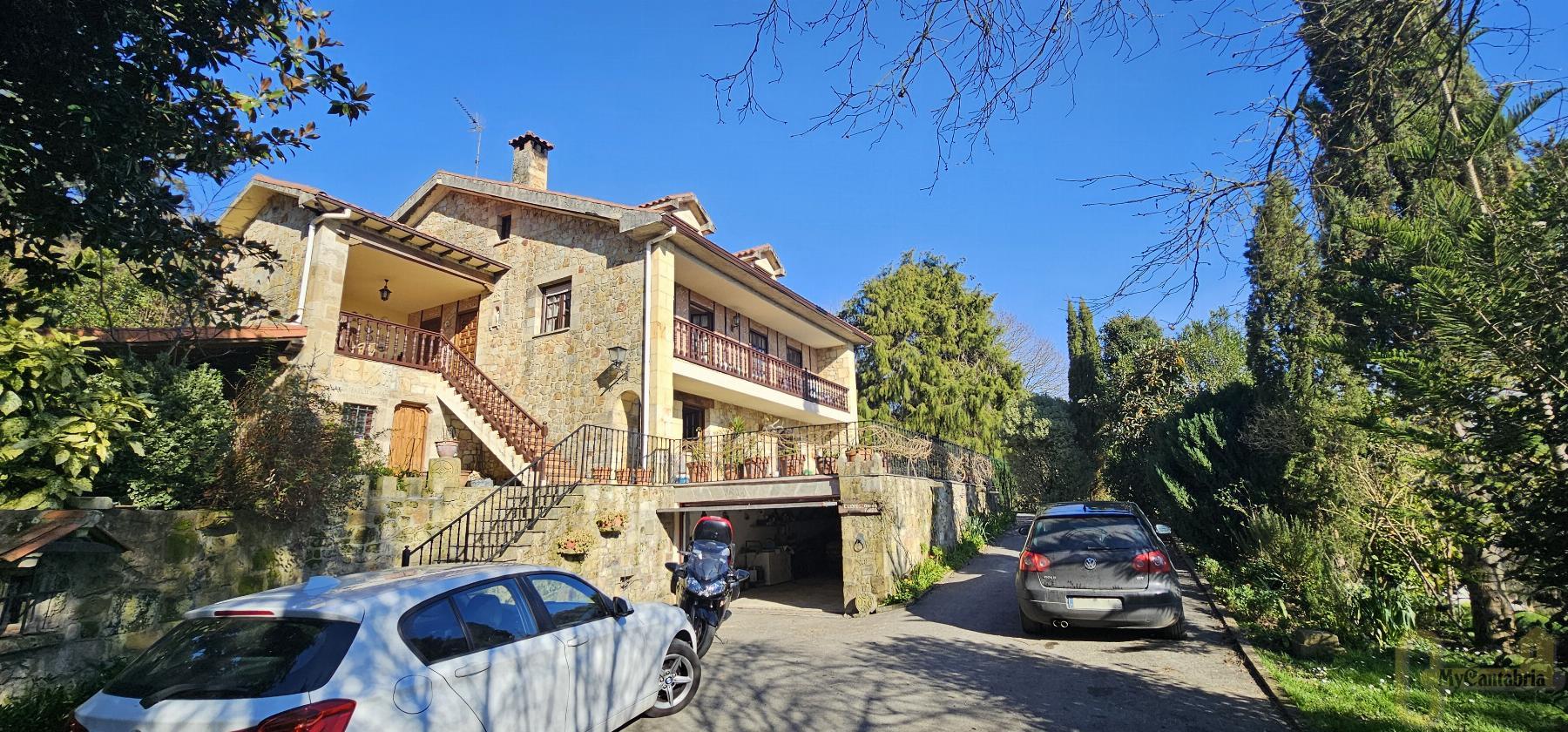 Venta de casa en Bárcena de Cicero