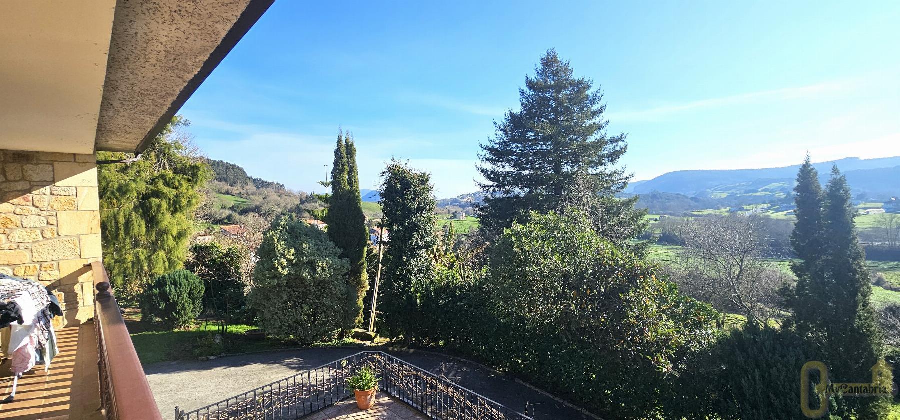 Venta de casa en Bárcena de Cicero