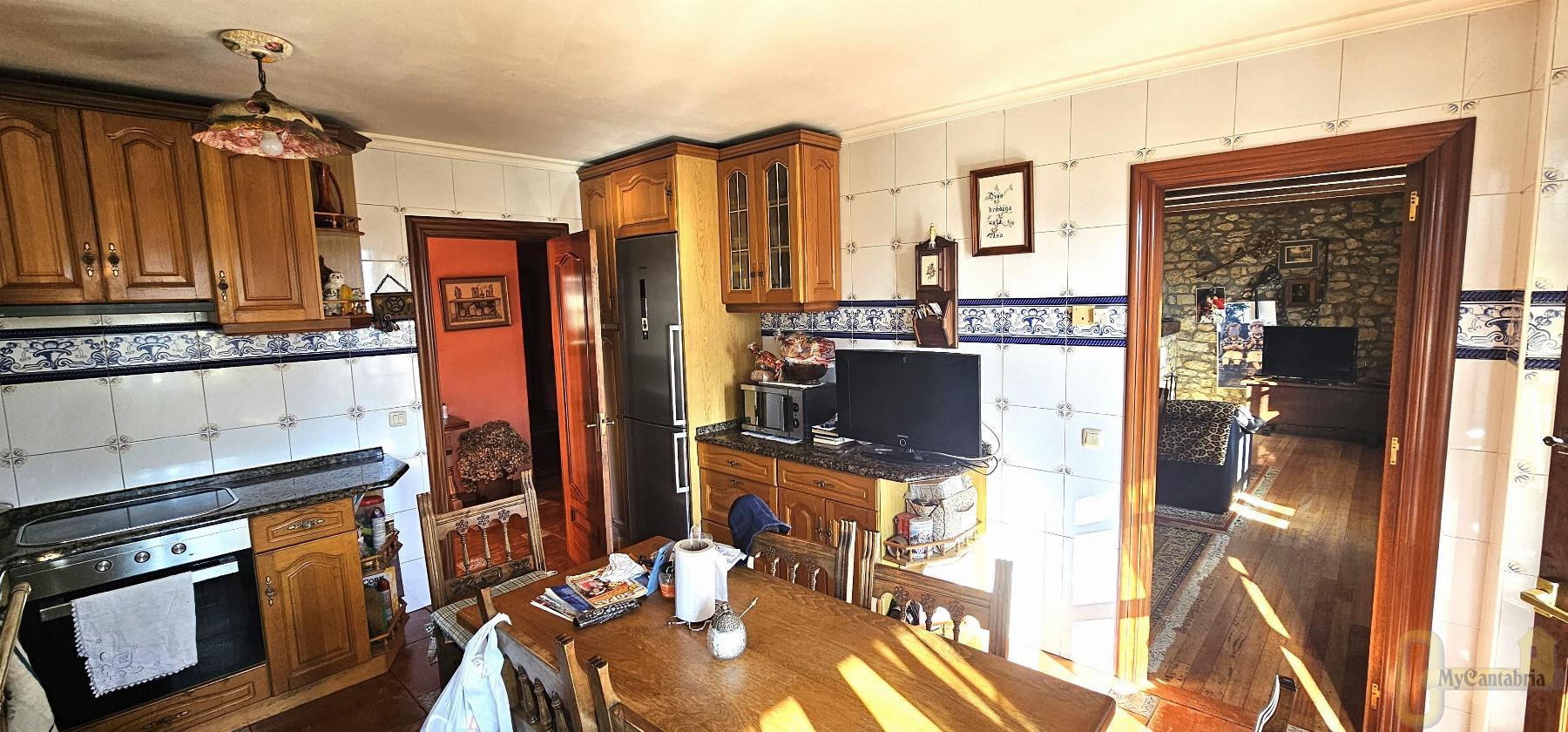 Venta de casa en Bárcena de Cicero