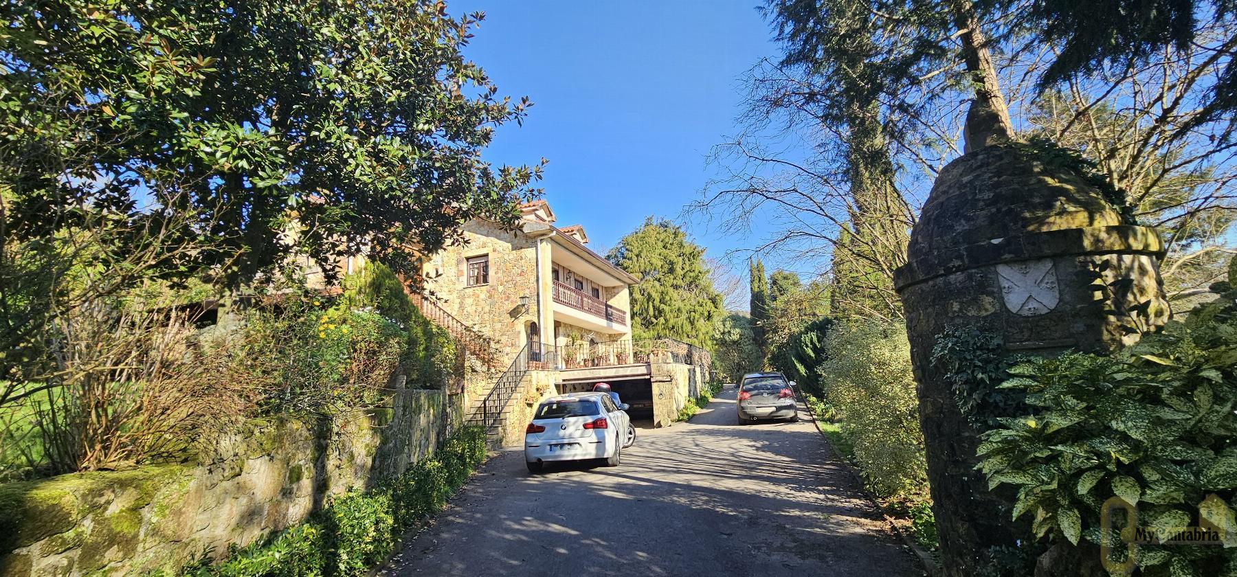 Venta de casa en Bárcena de Cicero