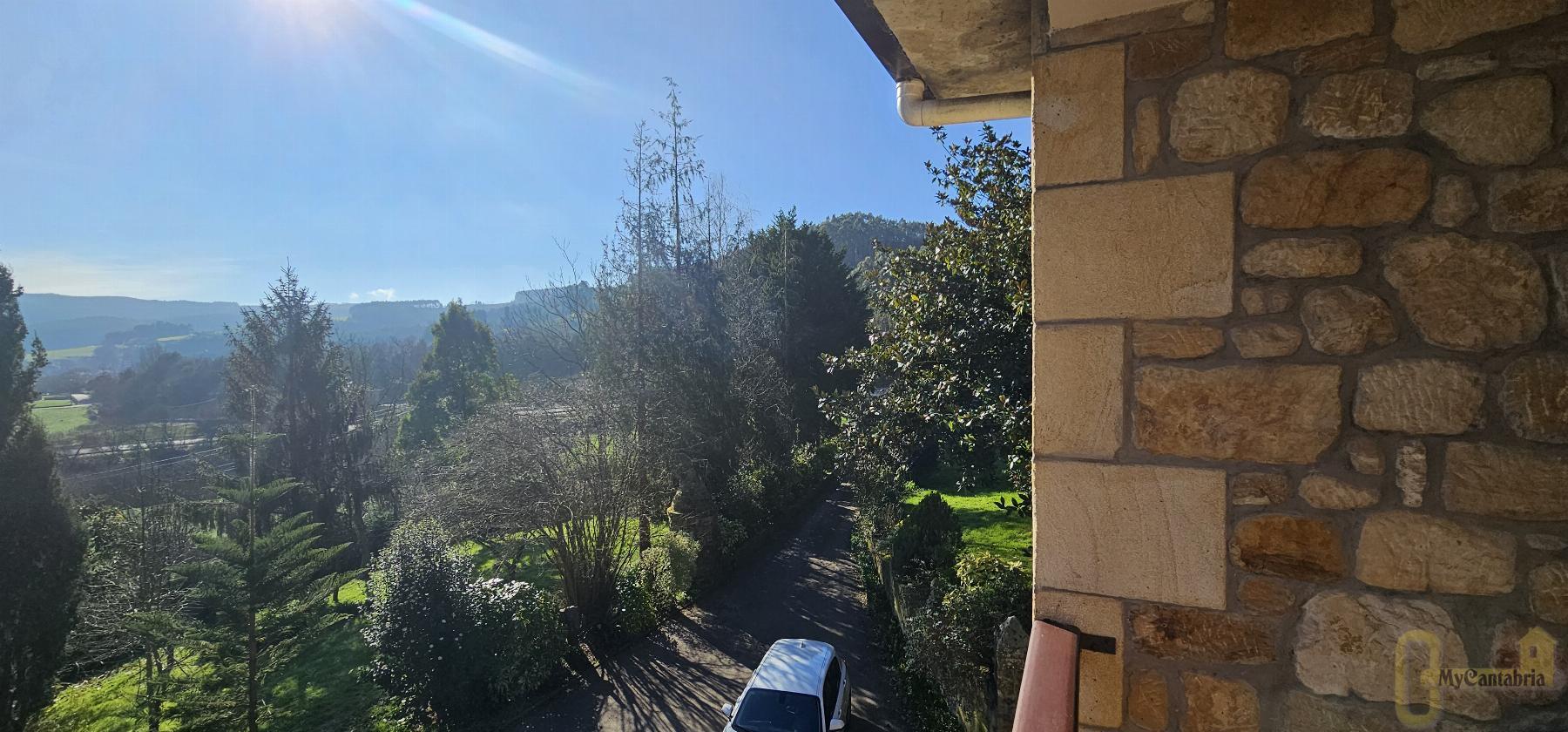 Venta de casa en Bárcena de Cicero