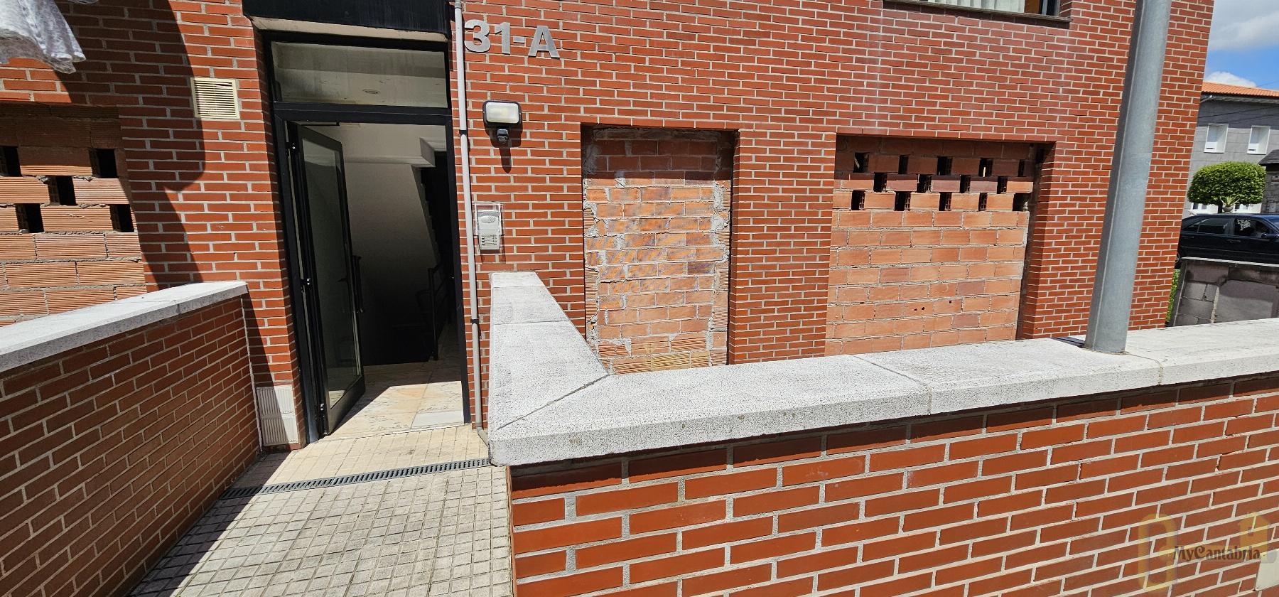 For rent of storage room in Santa María de Cayón