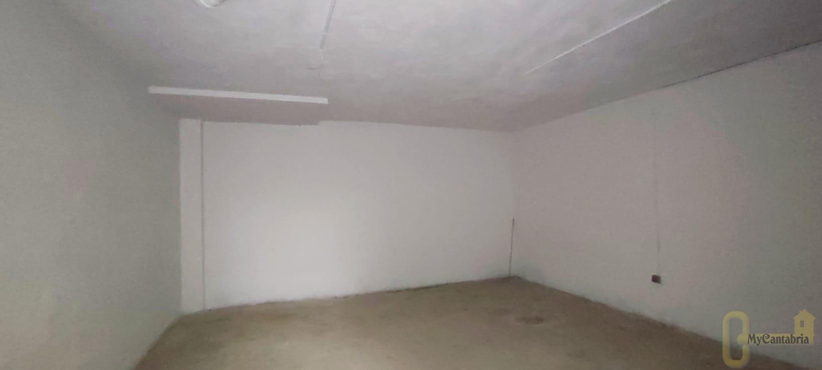 For sale of house in Castro-Urdiales