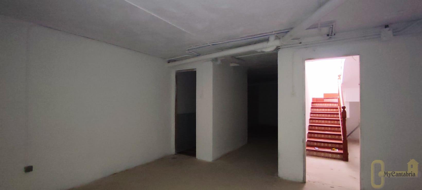 For sale of house in Castro-Urdiales