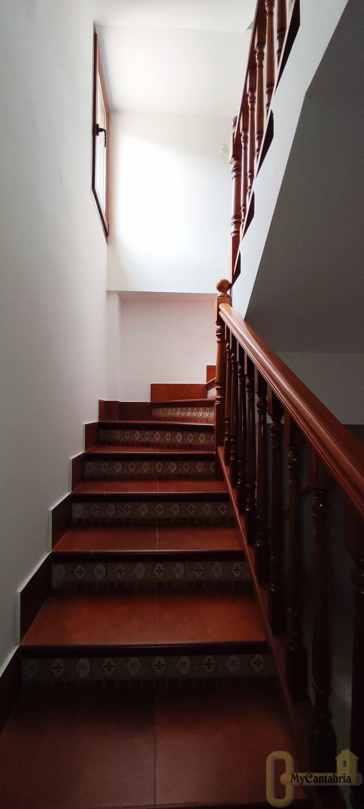 For sale of house in Castro-Urdiales