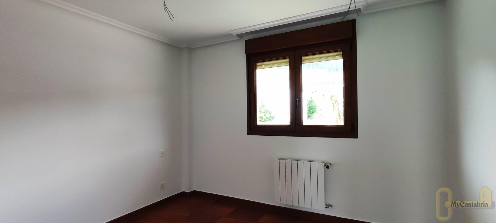 For sale of house in Castro-Urdiales