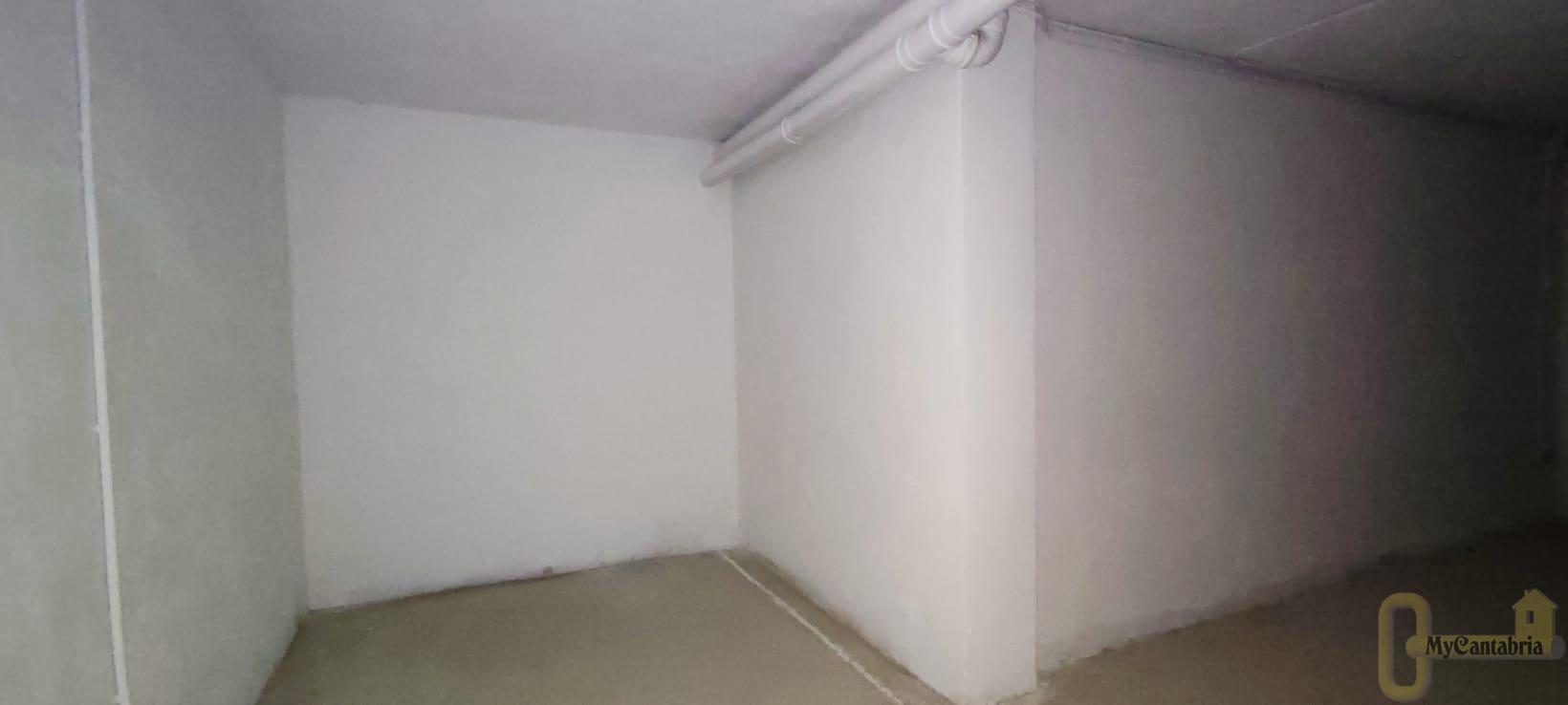 For sale of house in Castro-Urdiales