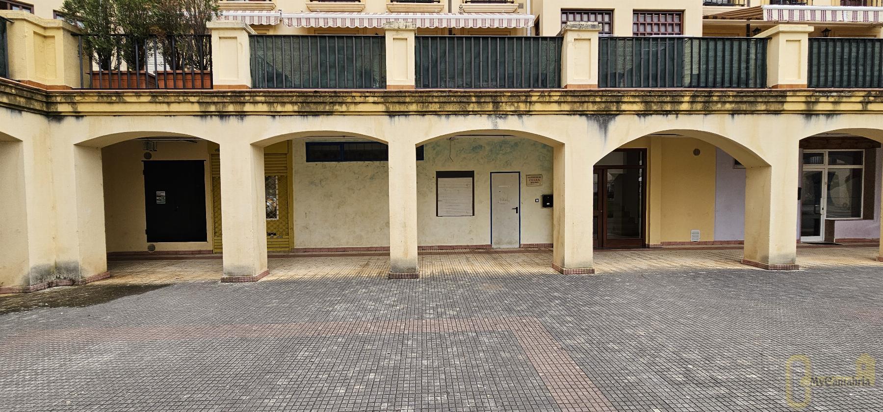 Alquiler de local comercial en Santa María de Cayón
