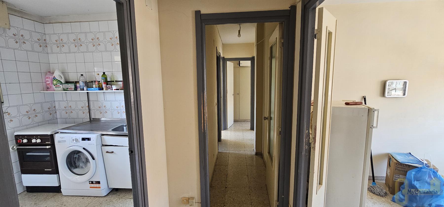 For sale of flat in El Astillero