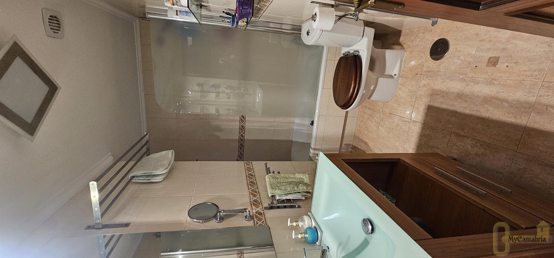 Venta de piso en El Astillero