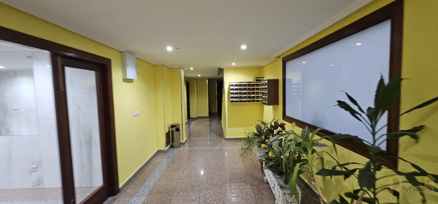 Venta de piso en El Astillero